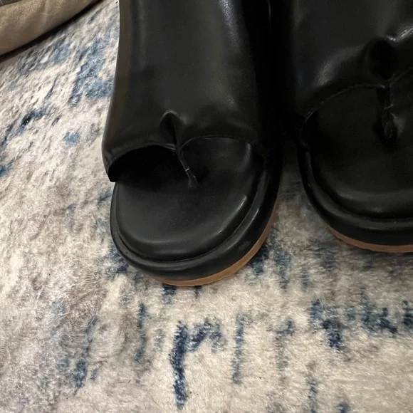 Kelsi Dagger Puffy Traveler Slide Sandal Black Size 7 - Picture 6 of 6